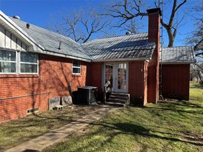 346 County Road 3520 - Photo 2