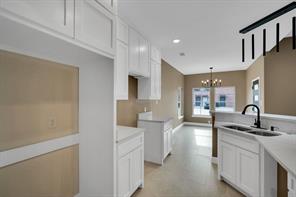203 W Denton Street - Photo 5