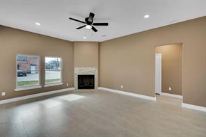 203 W Denton Street - Photo 7