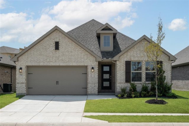 1712 Dove Drive
