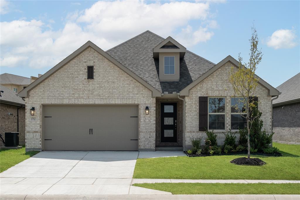 1712 Dove Drive - Photo 1
