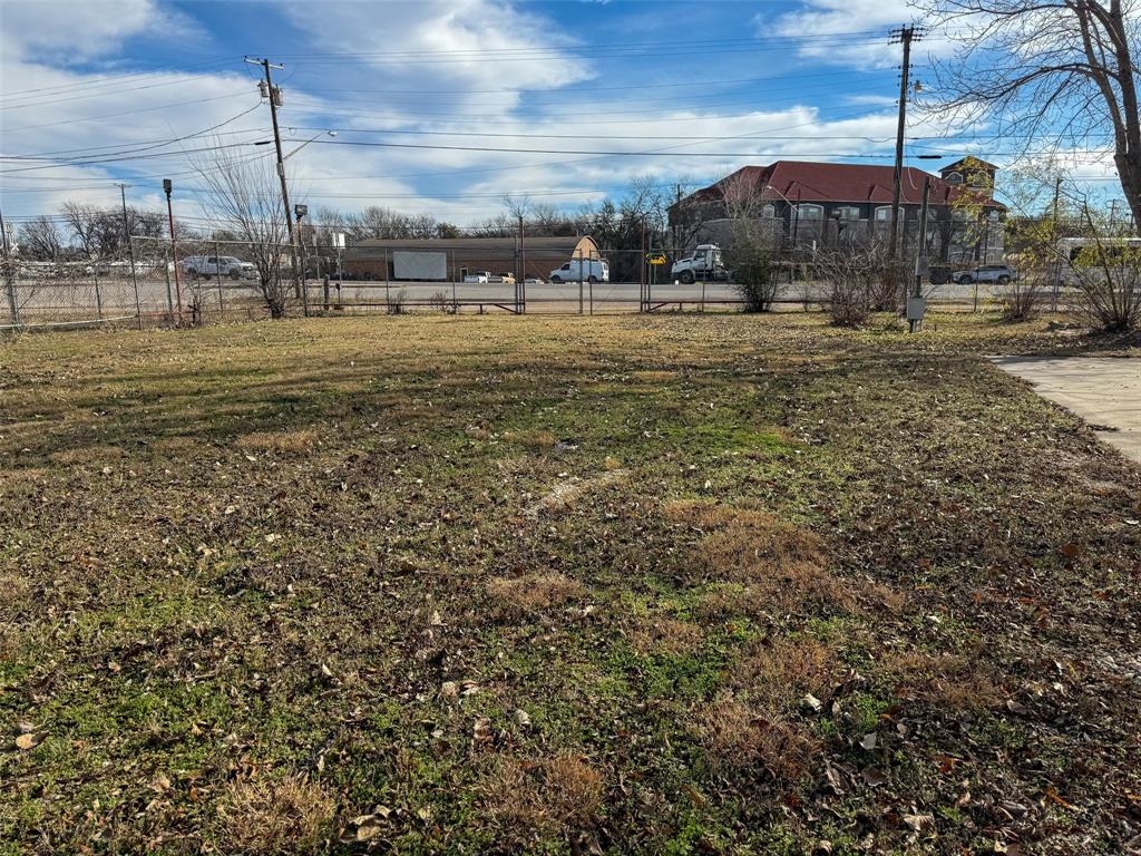 1709 N Main Street - Photo 13