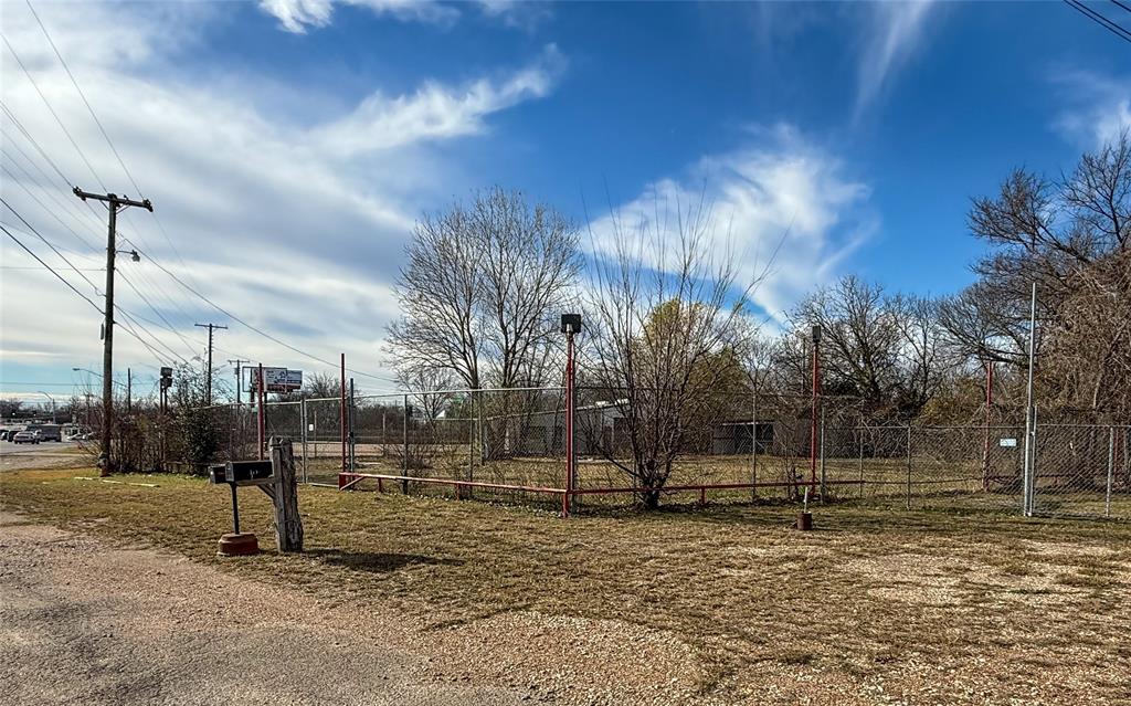 1709 N Main Street - Photo 7