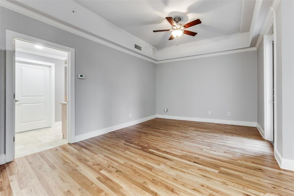 5055 Addison Circle - Photo 16