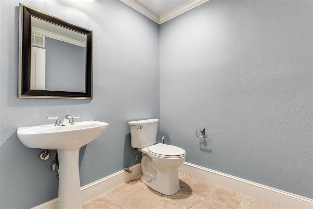 5055 Addison Circle - Photo 20