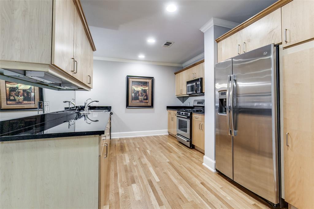5055 Addison Circle - Photo 7