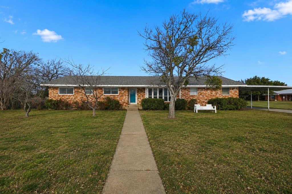 107 N 7th Street - Photo 1
