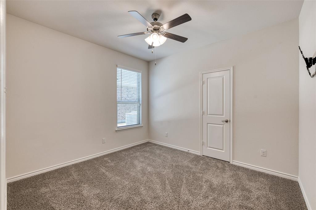 10908 Summer Rain Boulevard - Photo 10