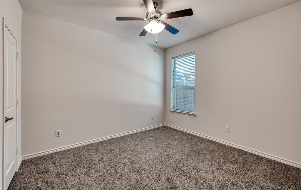 10908 Summer Rain Boulevard - Photo 11