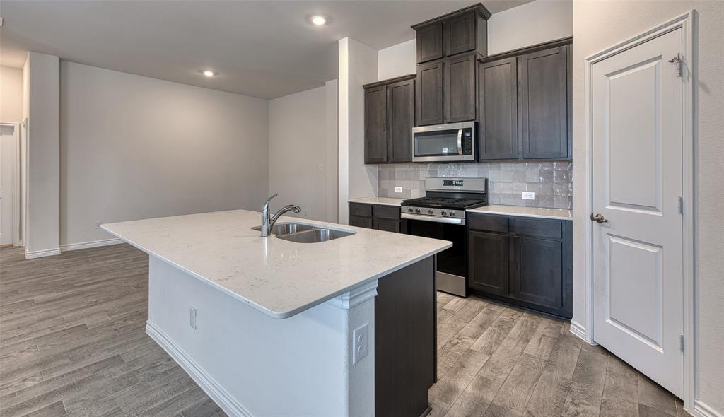 10908 Summer Rain Boulevard - Photo 15