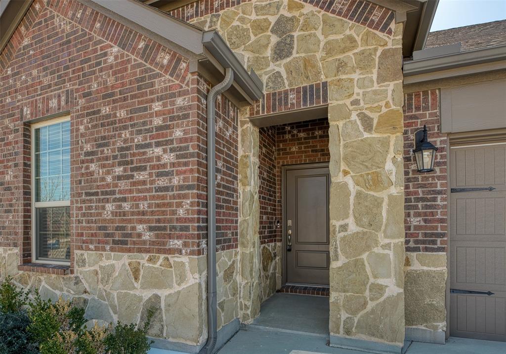 10908 Summer Rain Boulevard - Photo 3