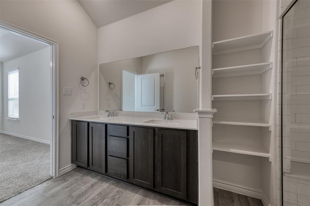 10908 Summer Rain Boulevard - Photo 32