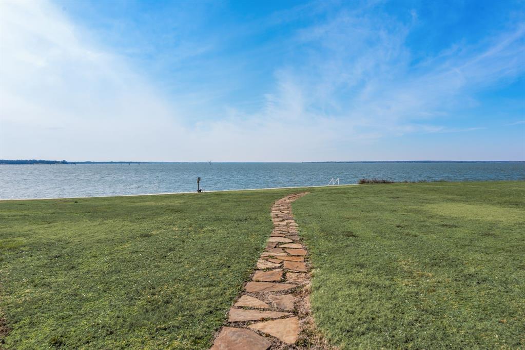 3016 Lake Ridge Drive - Photo 4