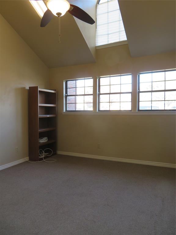4216 N Interstate 35 - Photo 10