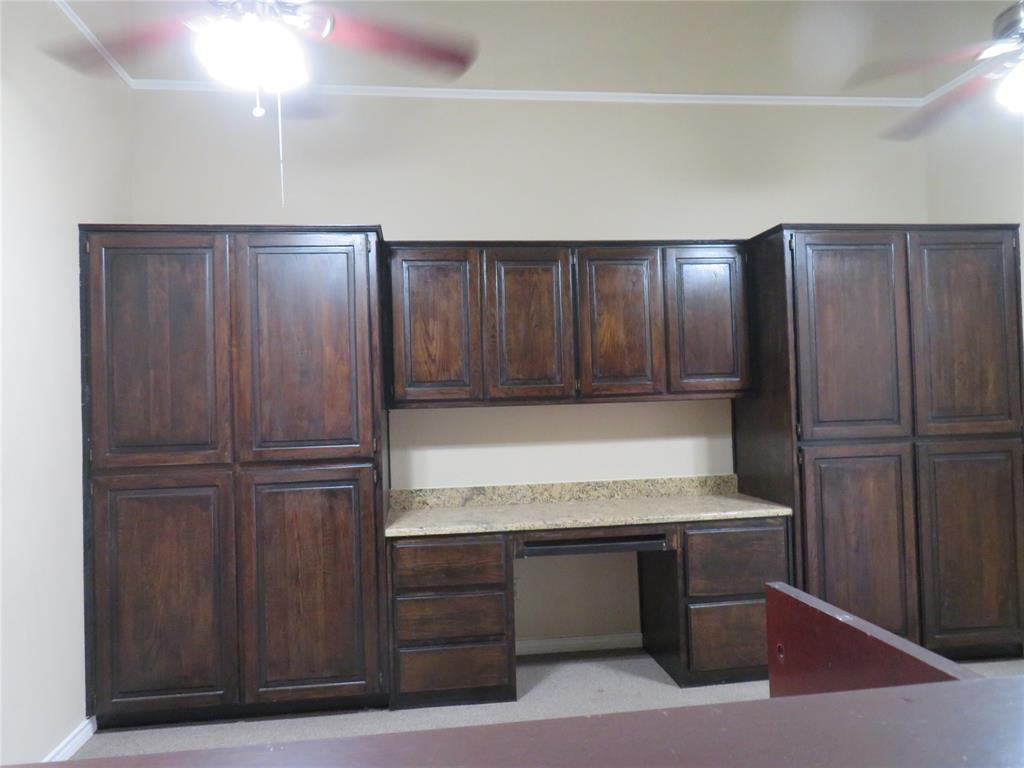4216 N Interstate 35 - Photo 18