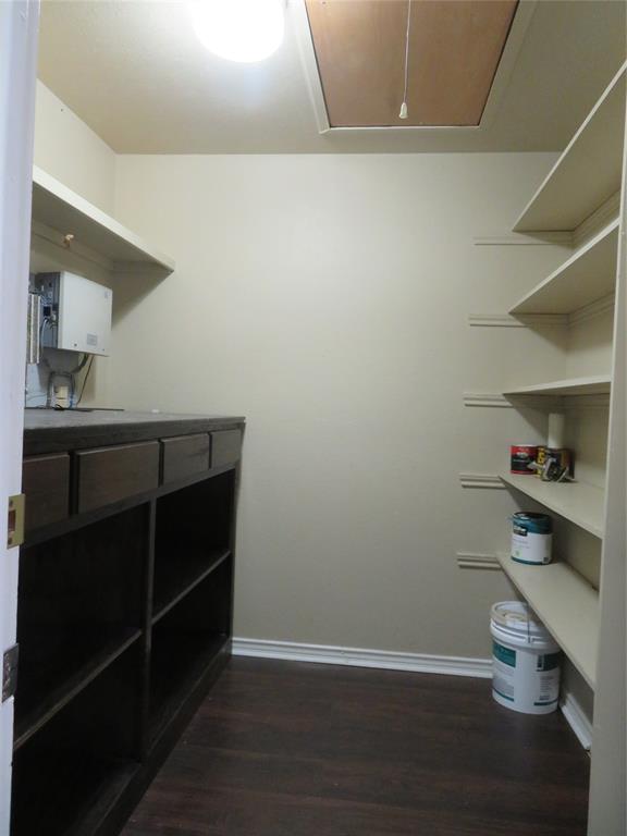 4216 N Interstate 35 - Photo 9