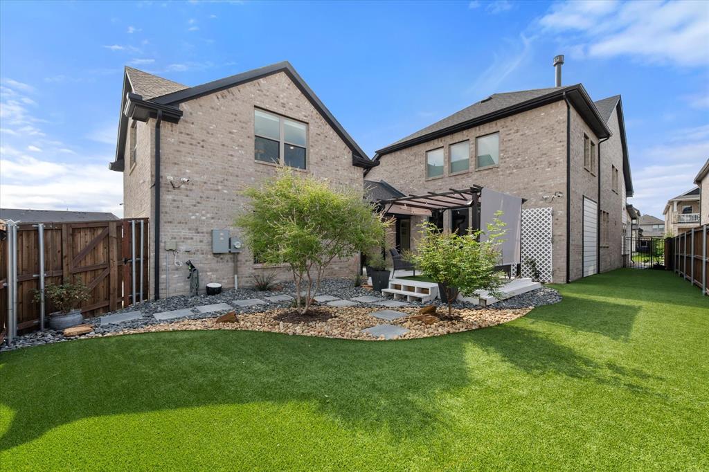 1429 Cypress Thorn Drive - Photo 3