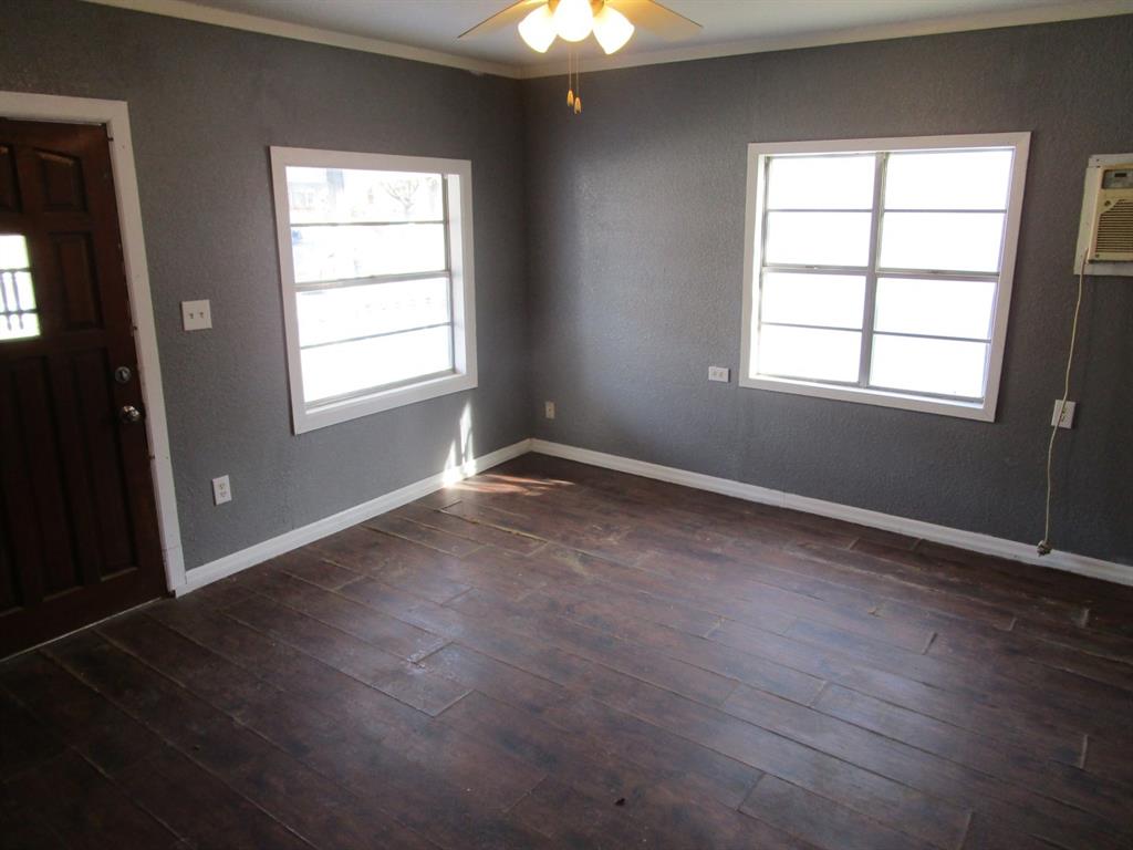 905 Wallis Avenue - Photo 15