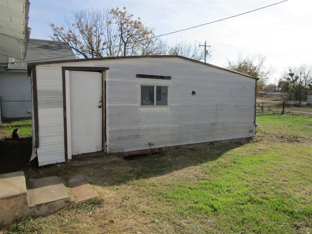 905 Wallis Avenue - Photo 5