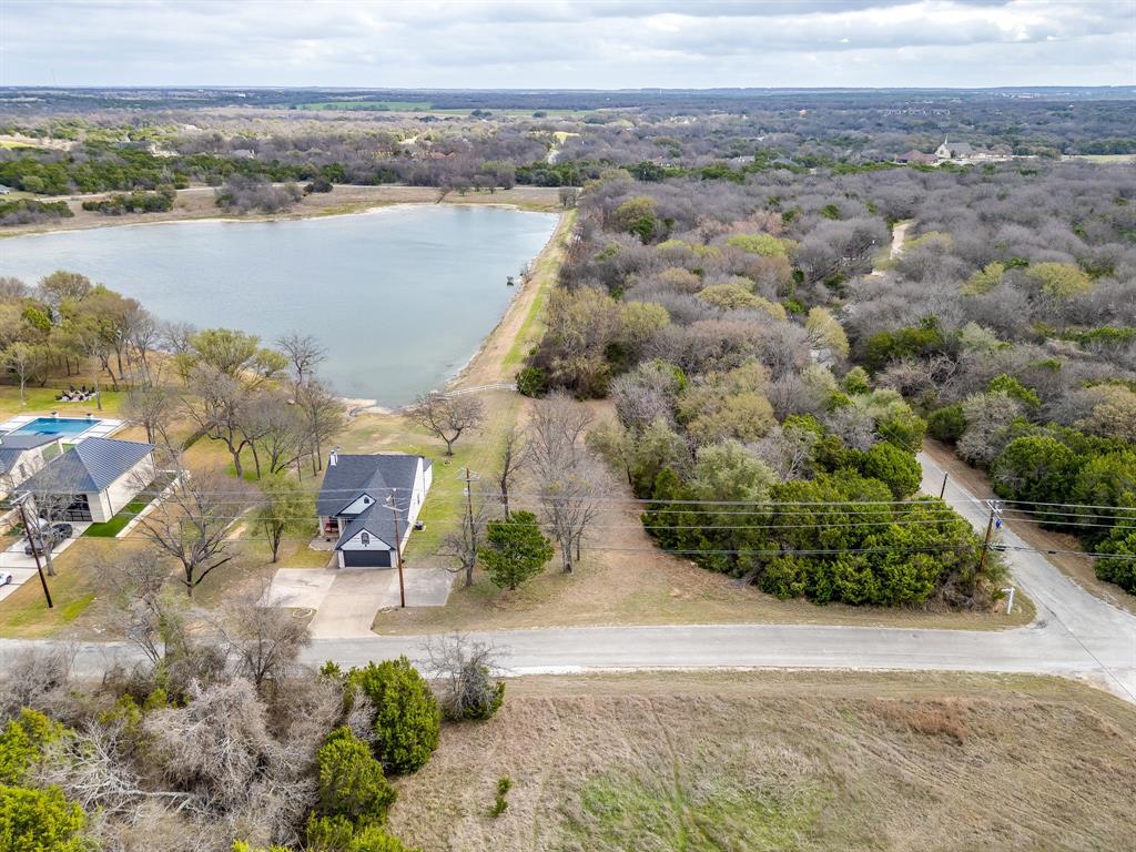 1451 Lakeside Trail - Photo 3