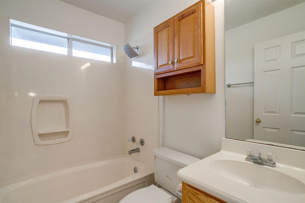 1451 Lakeside Trail - Photo 38