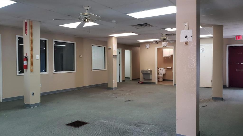711 SW 1st Street - Photo 3