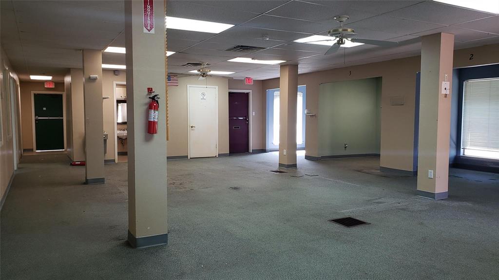 711 SW 1st Street - Photo 4