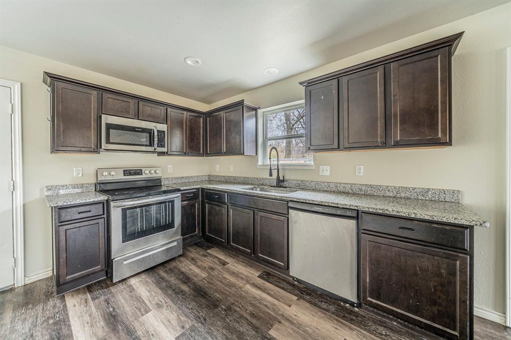 813 Jones Street - Photo 7