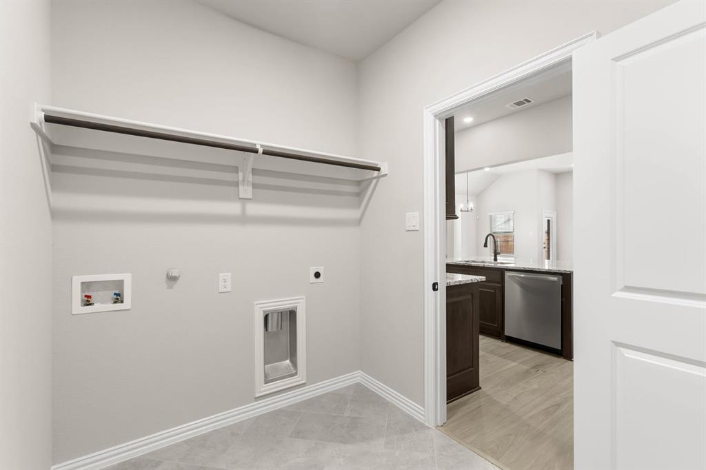 1315 Woodpecker Lane - Photo 8