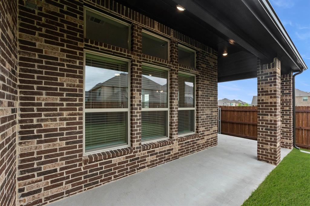 1315 Woodpecker Lane - Photo 9