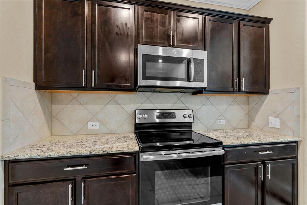 3006 Buckthorn Street - Photo 19