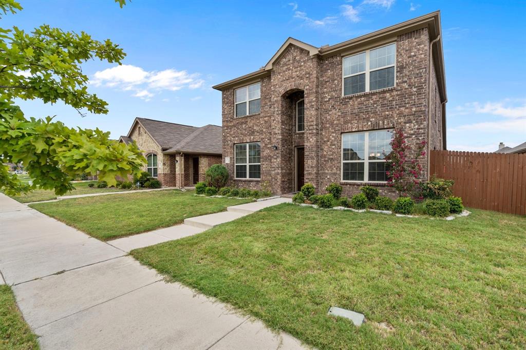 3006 Buckthorn Street - Photo 3