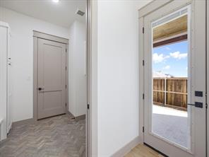 313 Dylan Way - Photo 14