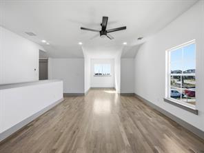 313 Dylan Way - Photo 29