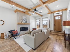 313 Dylan Way - Photo 5
