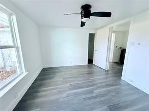 625 E Acheson Street - Photo 5