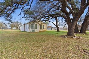 1013 Tejas Lane - Photo 4