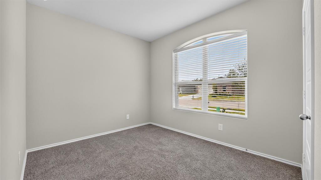 1921 CHEROKEE Lane - Photo 18