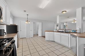 2111 Danbury Drive - Photo 11