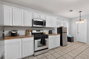 2111 Danbury Drive - Photo 12