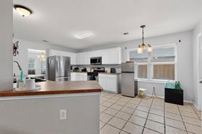 2111 Danbury Drive - Photo 9