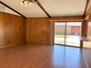 5703 Pecan Grove Drive - Photo 3