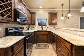 7401 Hilltop Drive - Photo 34