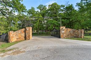 7401 Hilltop Drive - Photo 5