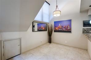18240 Midway Road - Photo 10