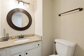 18240 Midway Road - Photo 18