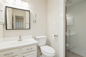18240 Midway Road - Photo 21