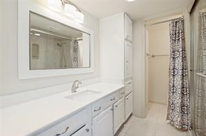 18240 Midway Road - Photo 23