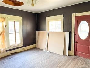 306 W 3rd Street - Photo 10