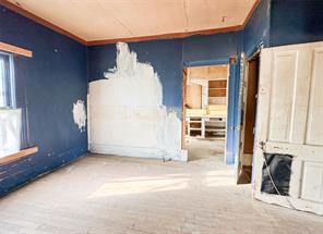 306 W 3rd Street - Photo 12